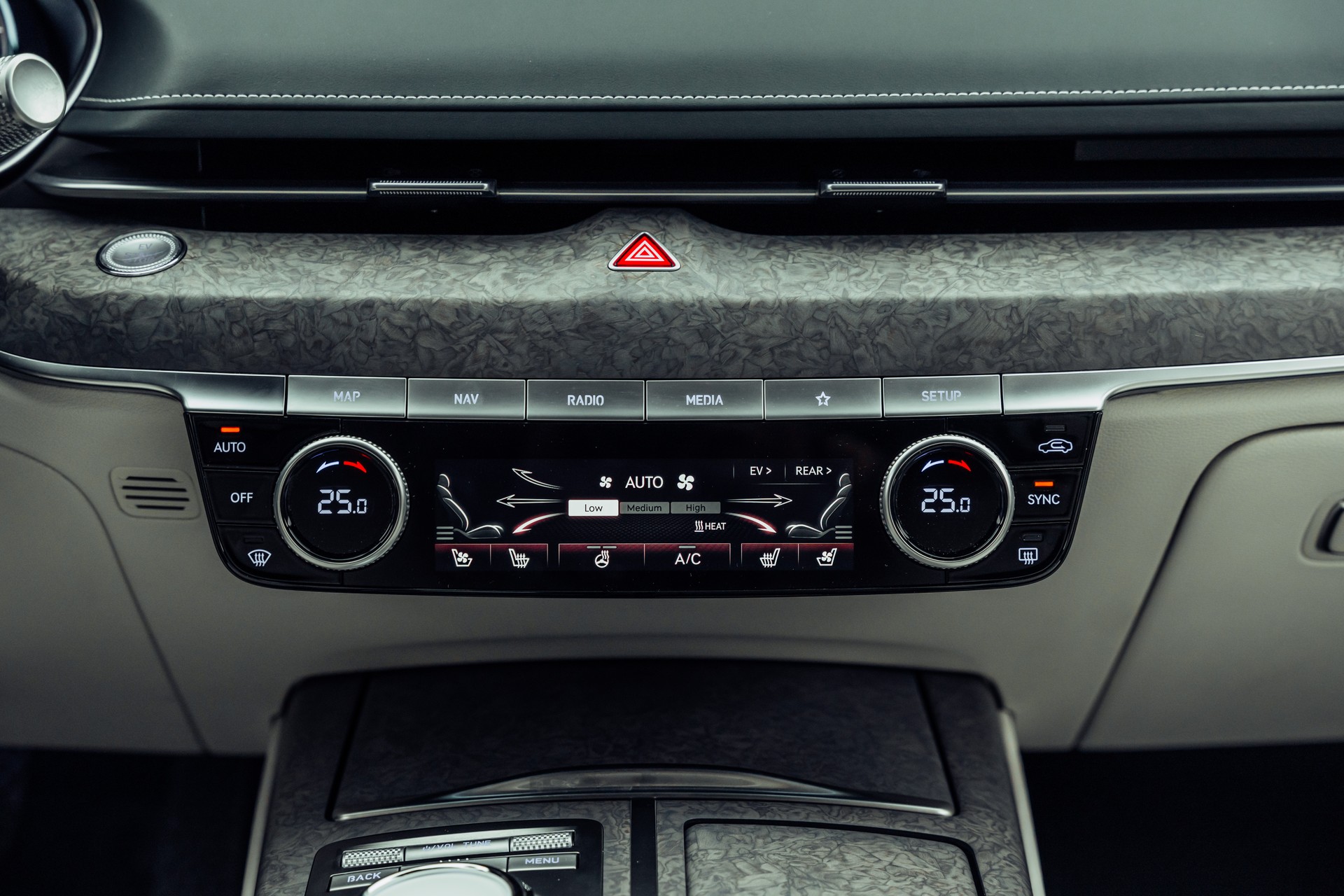 GENESIS G80 Electrificed Luxury 87,2kWh AWD-image-11