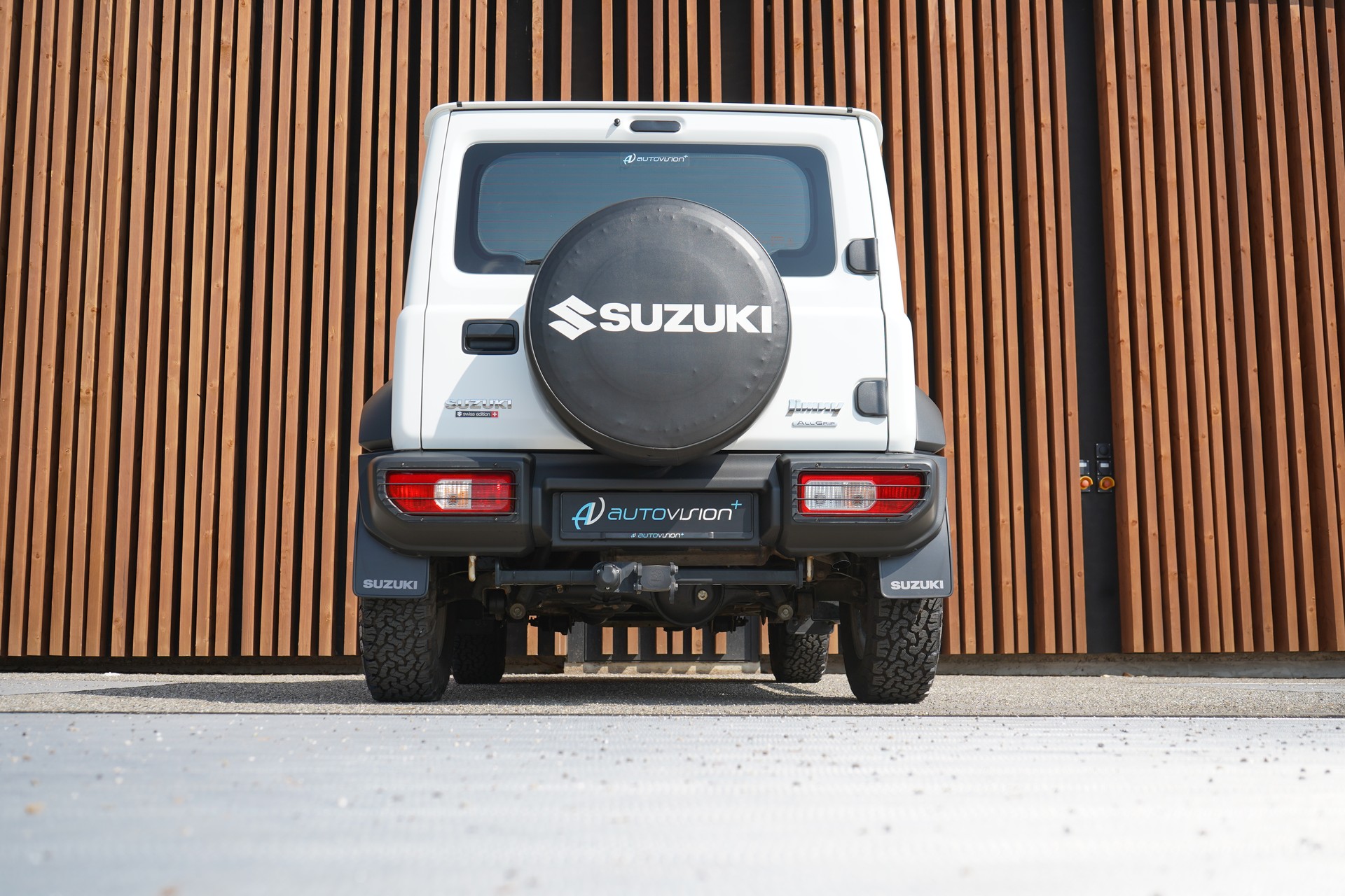 SUZUKI JIMNY 1.5 COMPACT TOP 4x4 AUTOMAT l 102 PS-image-16