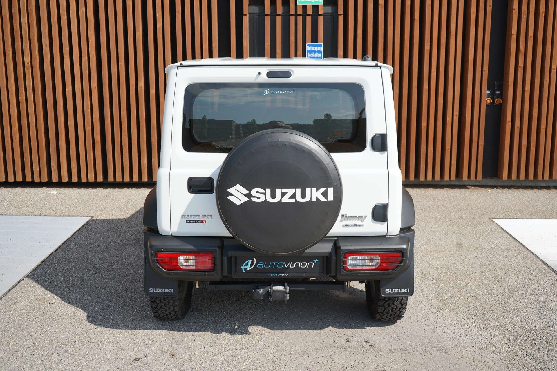 SUZUKI JIMNY 1.5 COMPACT TOP 4x4 AUTOMAT l 102 PS-image-15