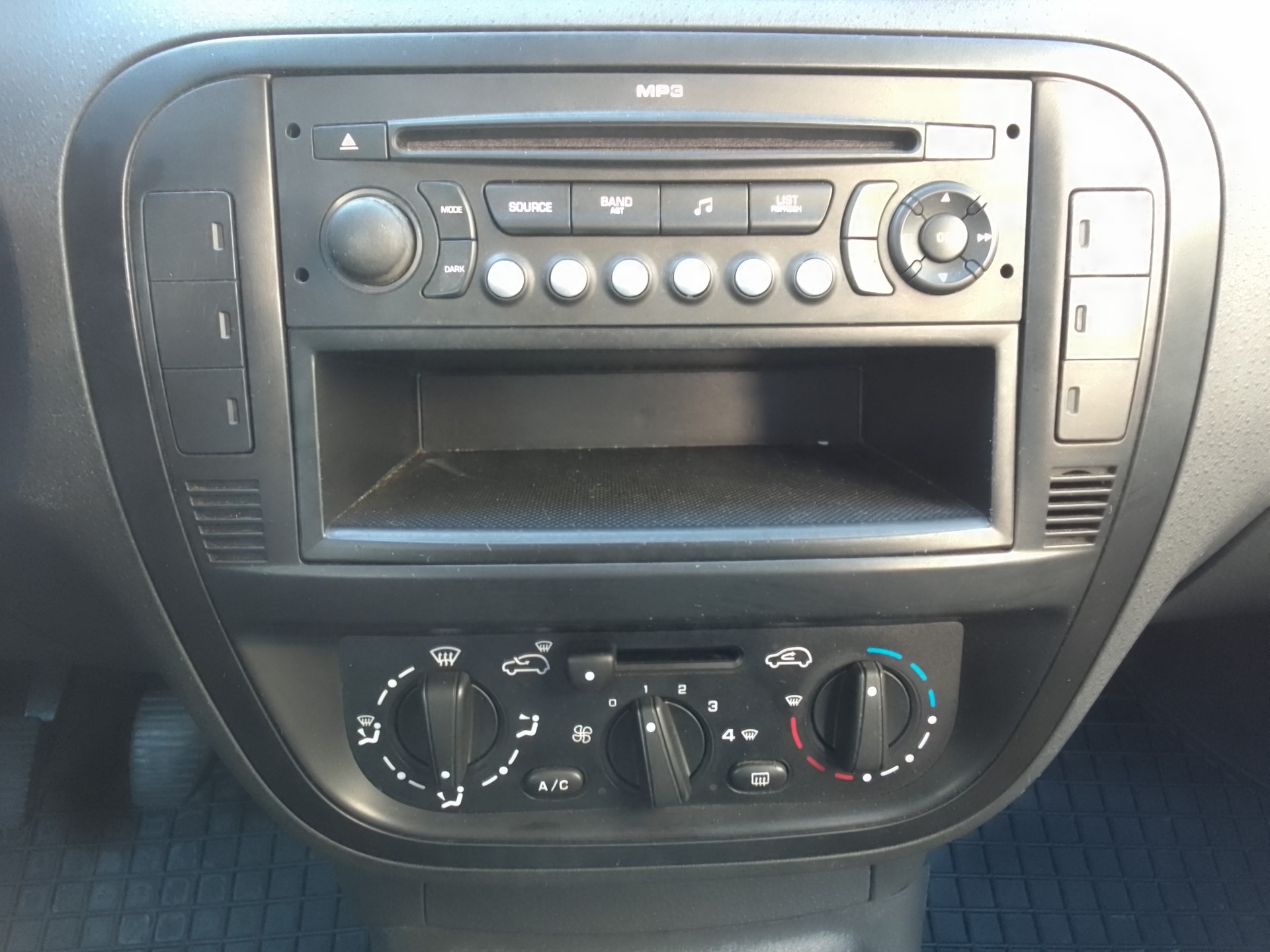 CITROEN 1.4i Furio-image-5