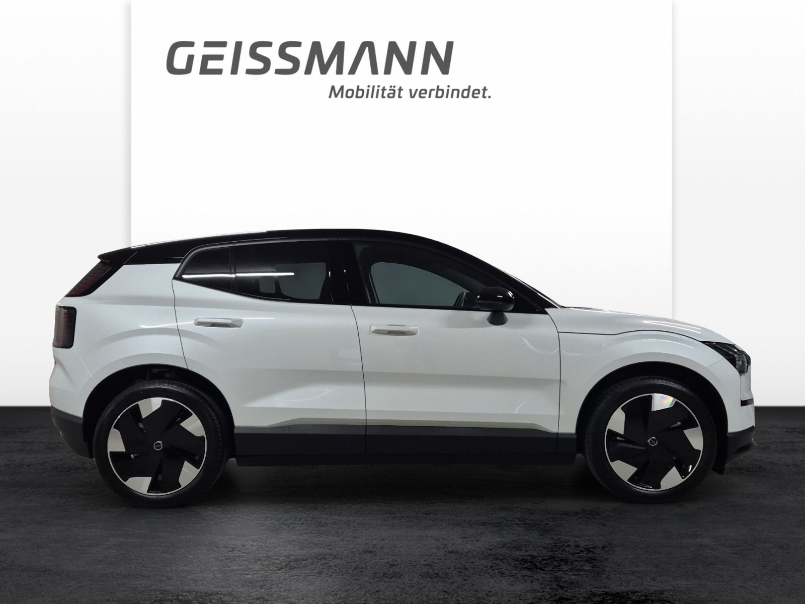 VOLVO EX30 E60 Twin Plus Performance AWD-showroom-element-3