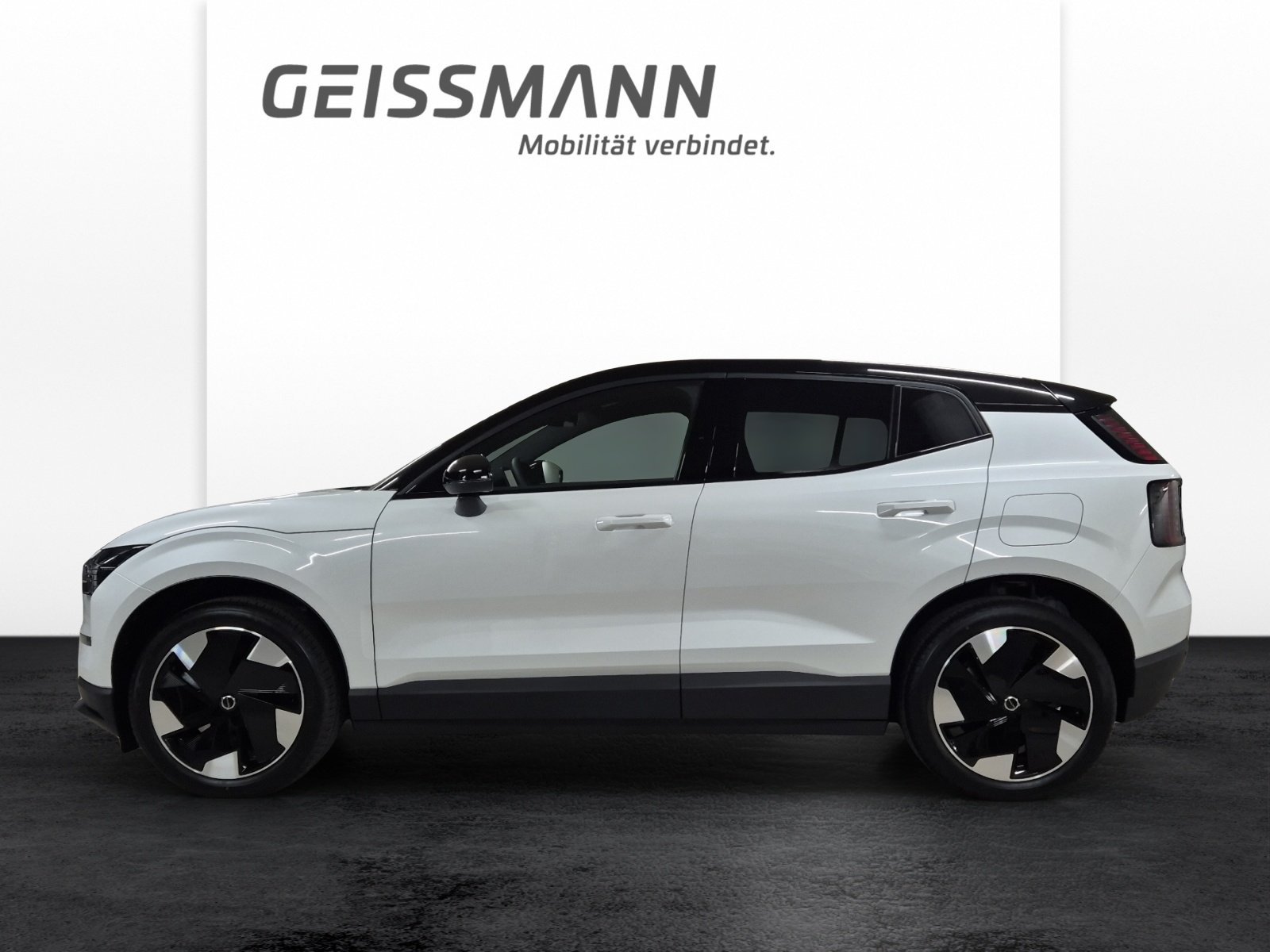 VOLVO EX30 E60 Twin Plus Performance AWD-showroom-element-2