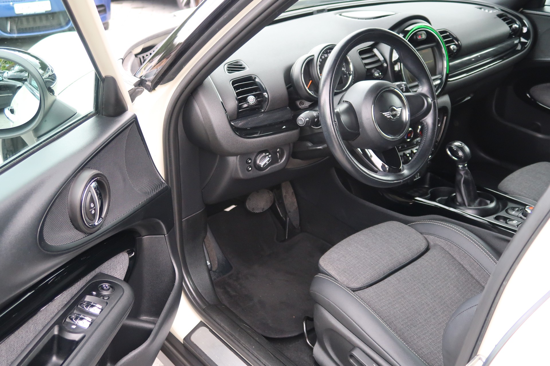 MINI Clubman Cooper Steptronic-image-8