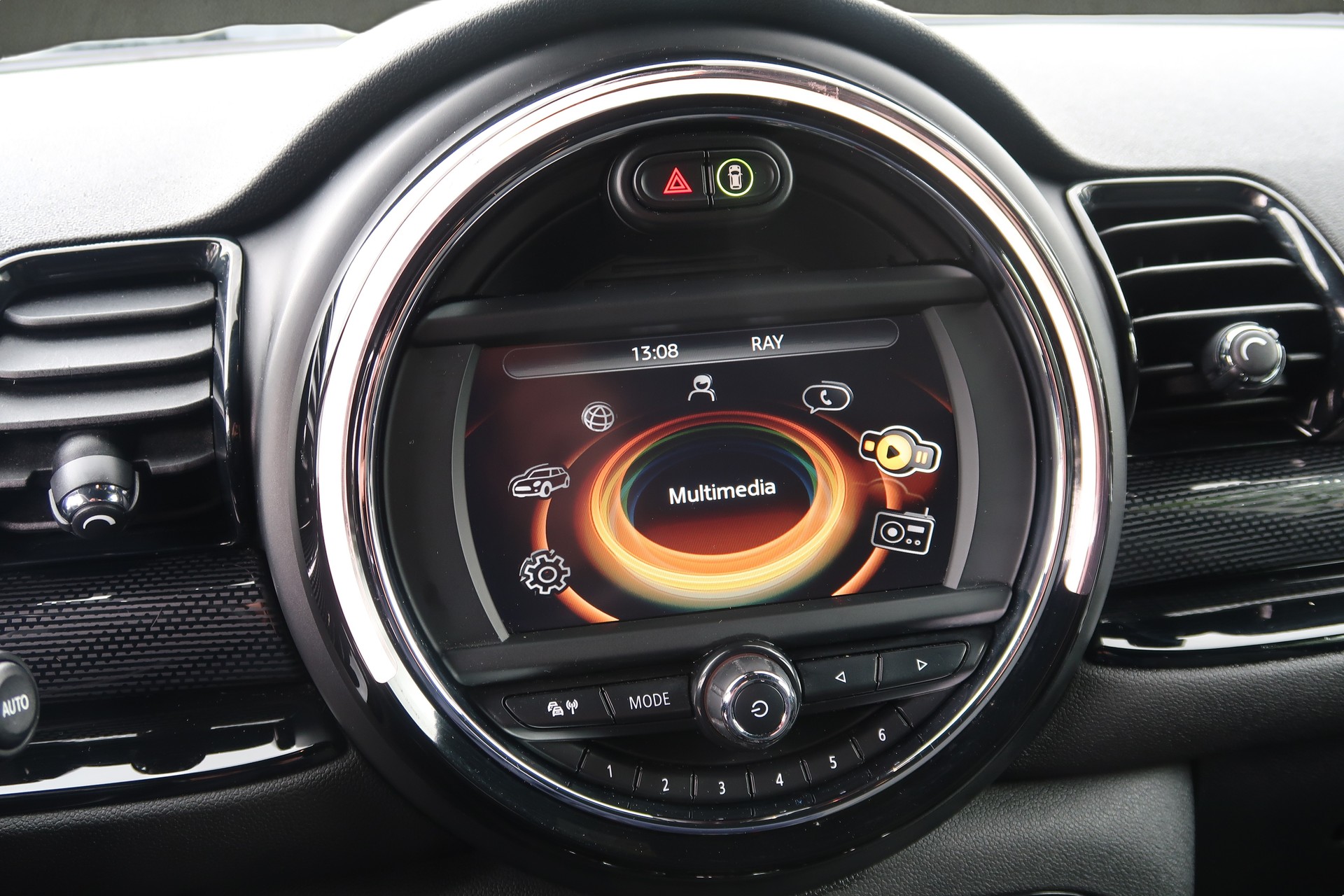 MINI Clubman Cooper Steptronic-image-13
