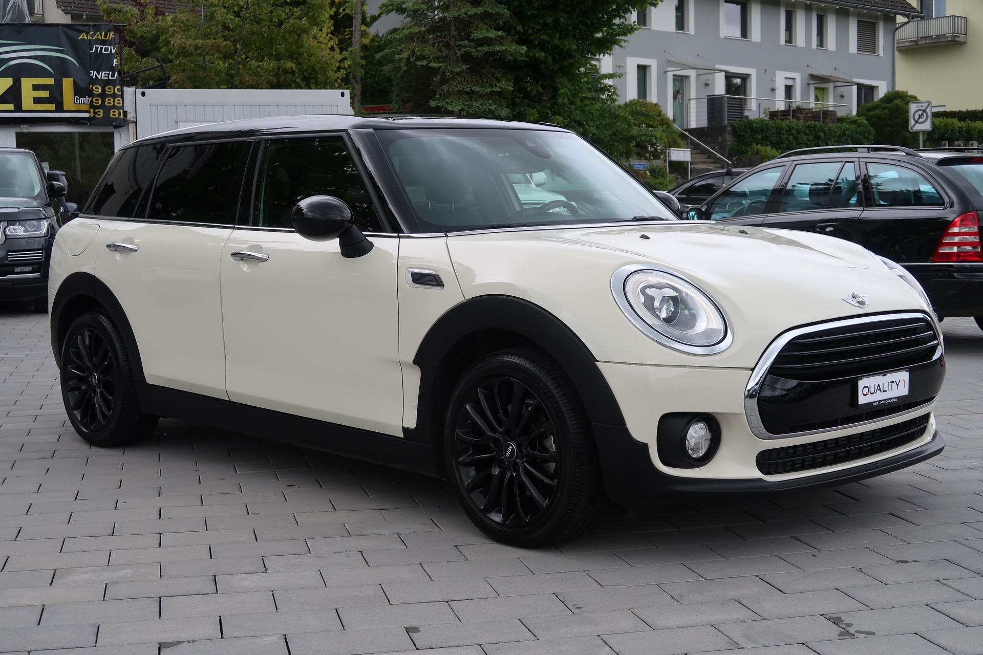 MINI Clubman Cooper Steptronic-showroom-element-2
