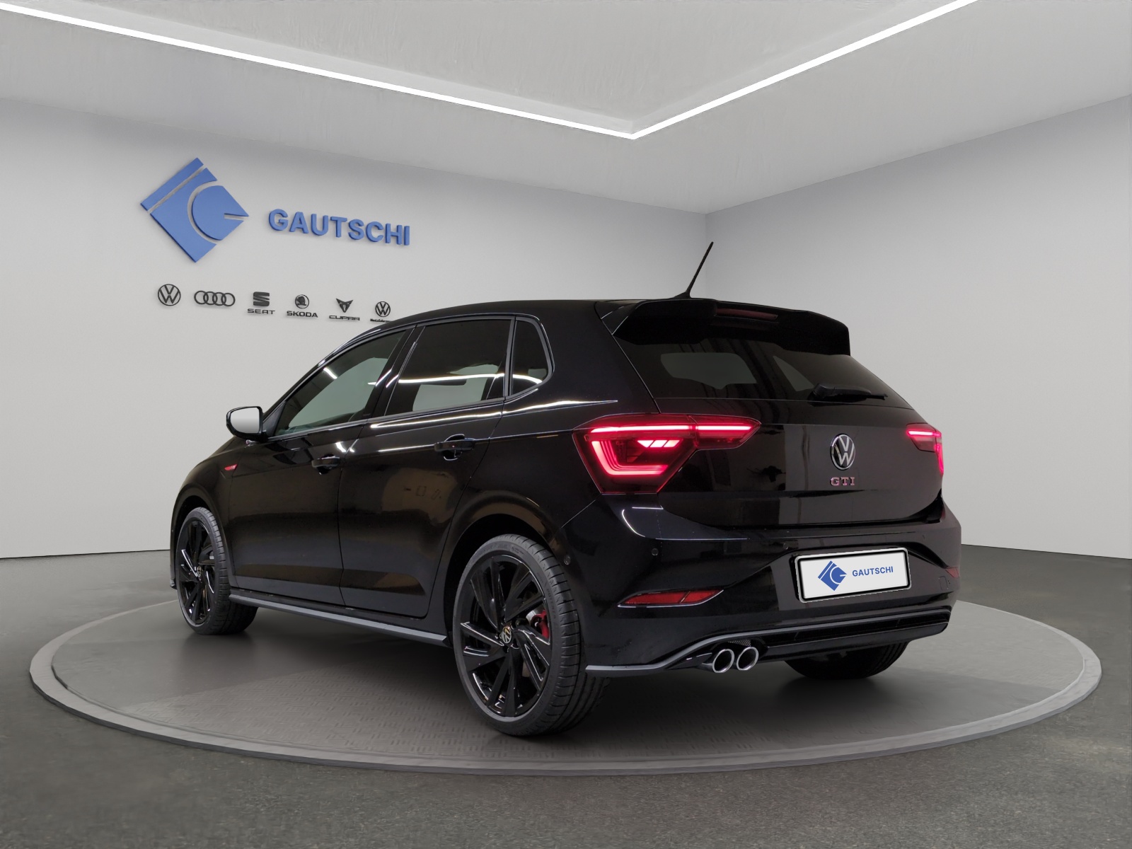 VW Polo 2.0 TSI GTI DSG-image-2