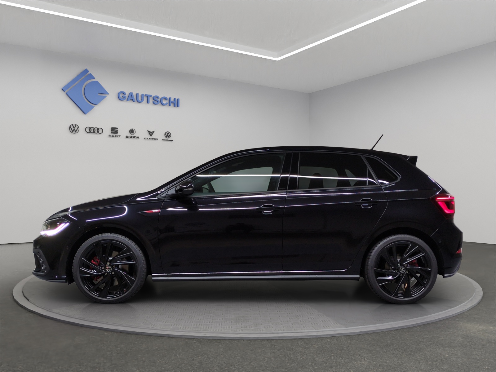VW Polo 2.0 TSI GTI DSG-image-1