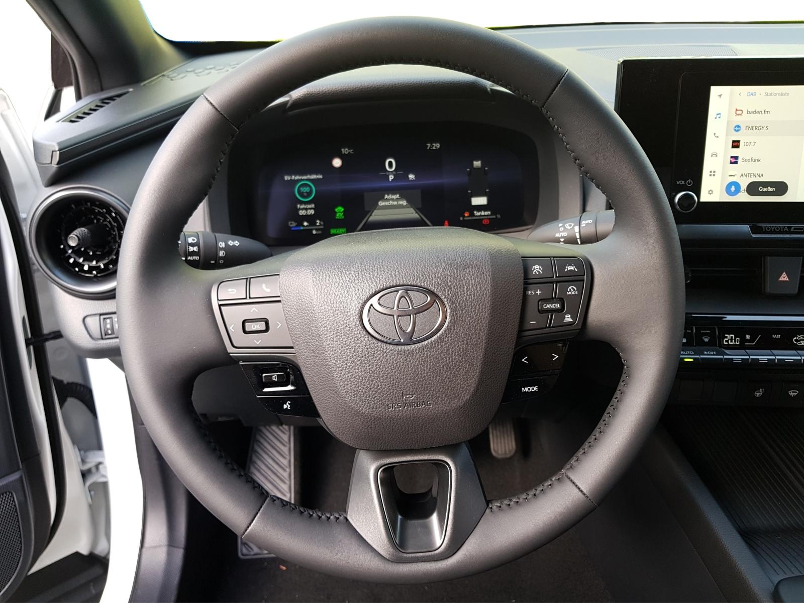 TOYOTA C-HR 2.0 PHEV Trend-image-6