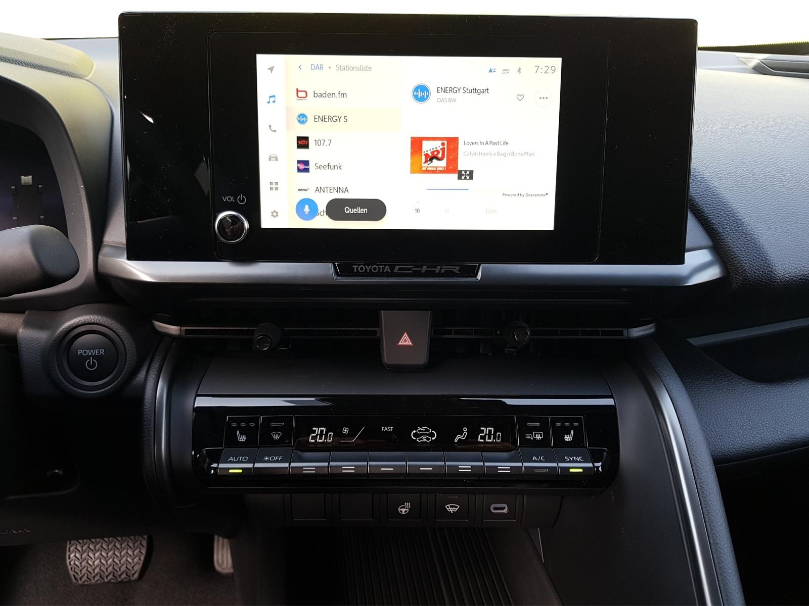 TOYOTA C-HR 2.0 PHEV Trend-image-8