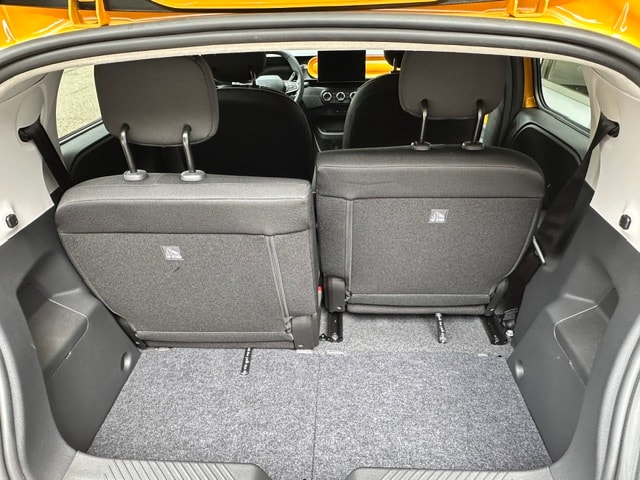 RENAULT Twingo E-Tech 27kWh Techno-image-9
