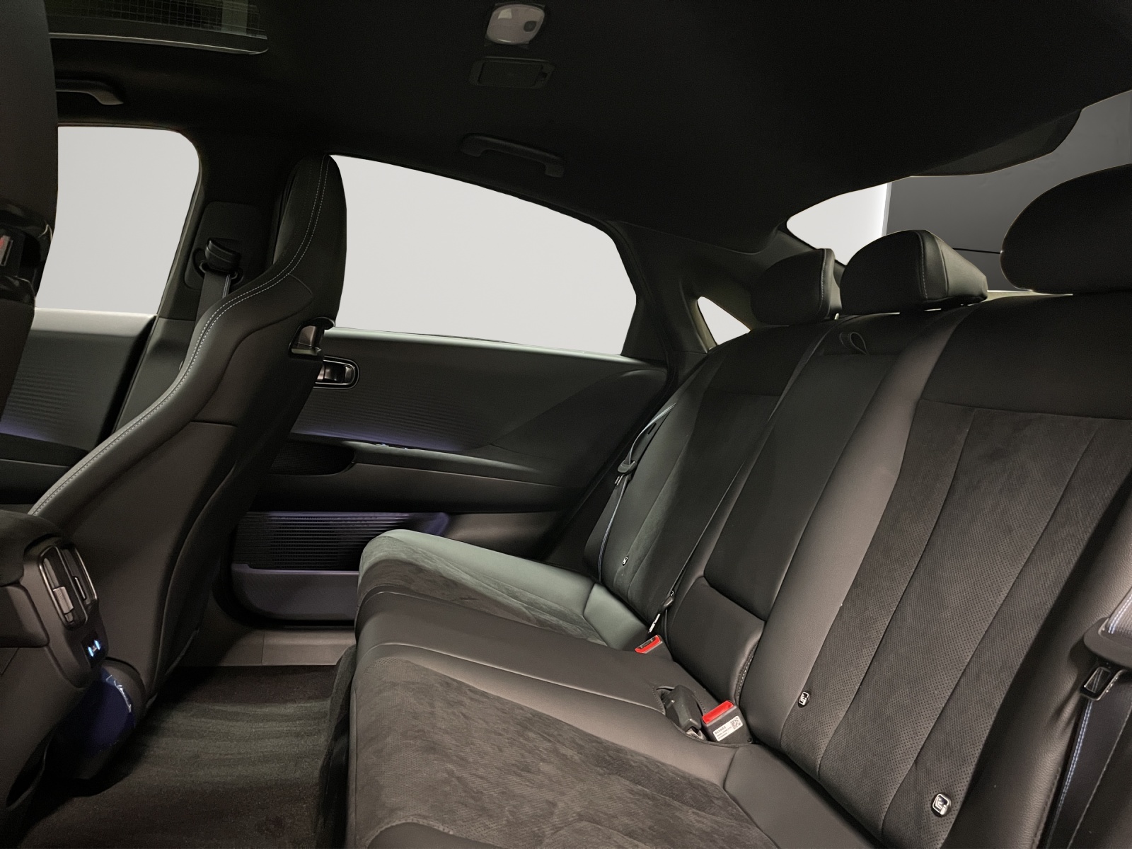 HYUNDAI Ioniq 6 84kWh N 4WD-image-9