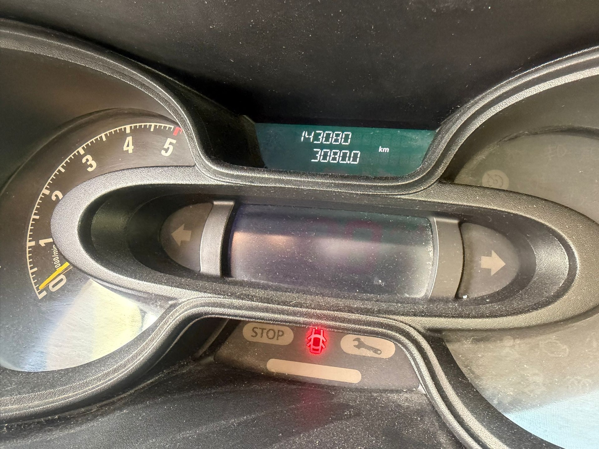 OPEL Vivaro 1.6 BiTurbo CDTI ecoFLEX 2.7t L1H1-image-6
