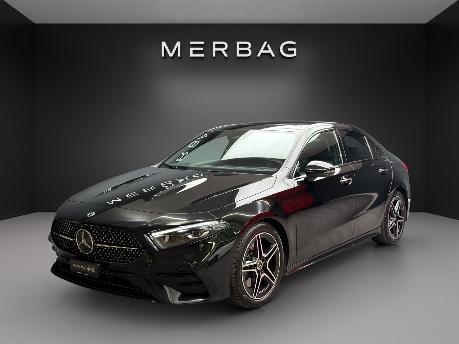 MERCEDES-BENZ A 250 AMG Line 4Matic-image-0