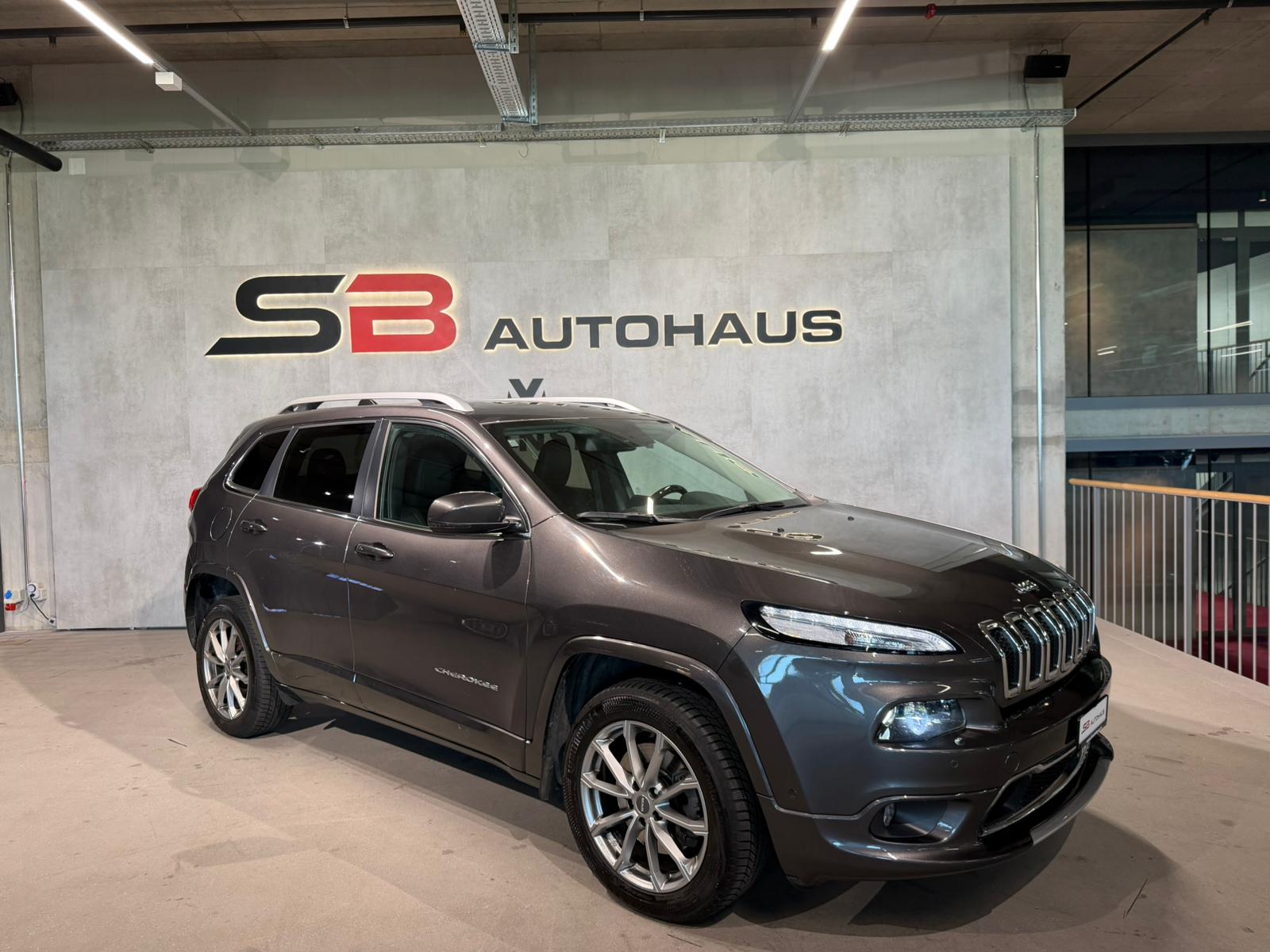 JEEP Cherokee 2.2TD Overland AWD 9ATX-showroom-element-1