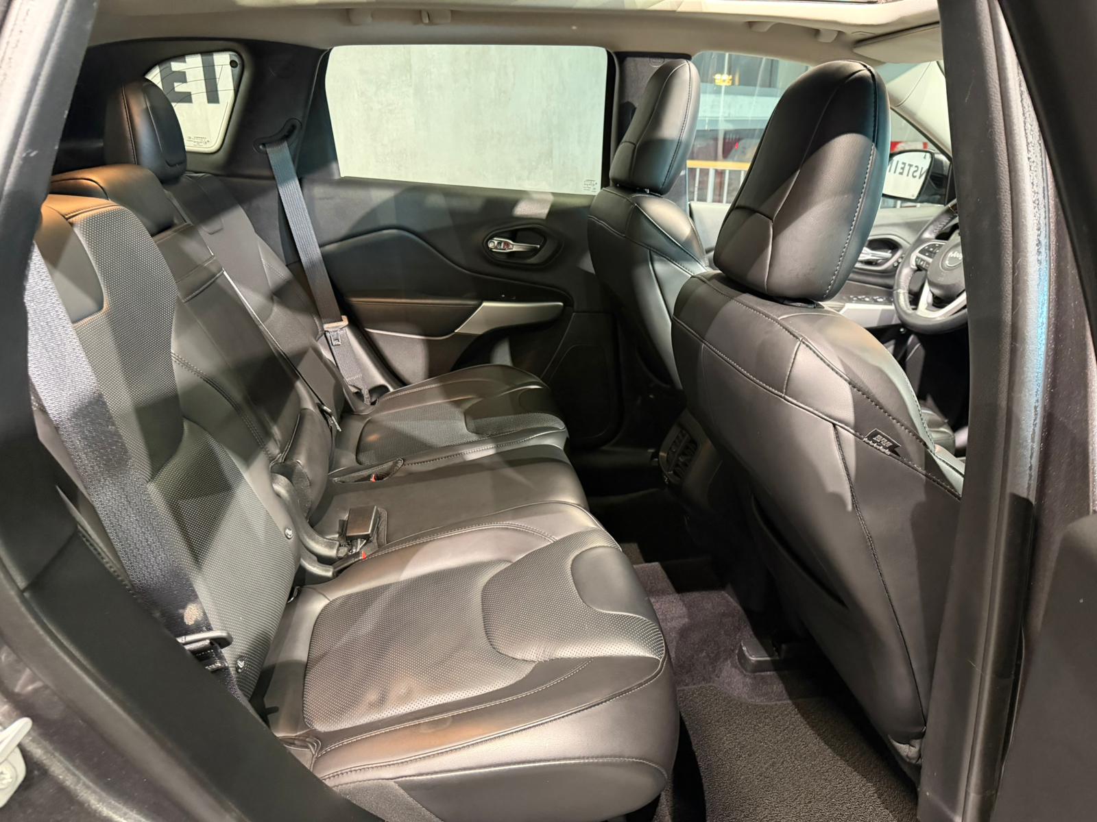 JEEP Cherokee 2.2TD Overland AWD 9ATX-image-22