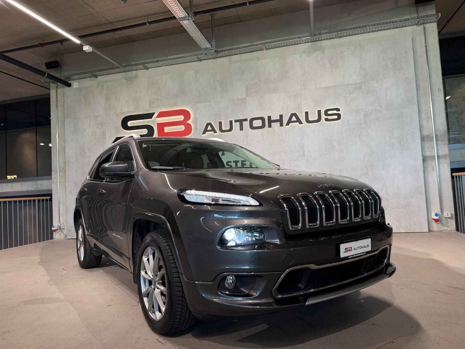 JEEP Cherokee 2.2TD Overland AWD 9ATX-showroom-element-2