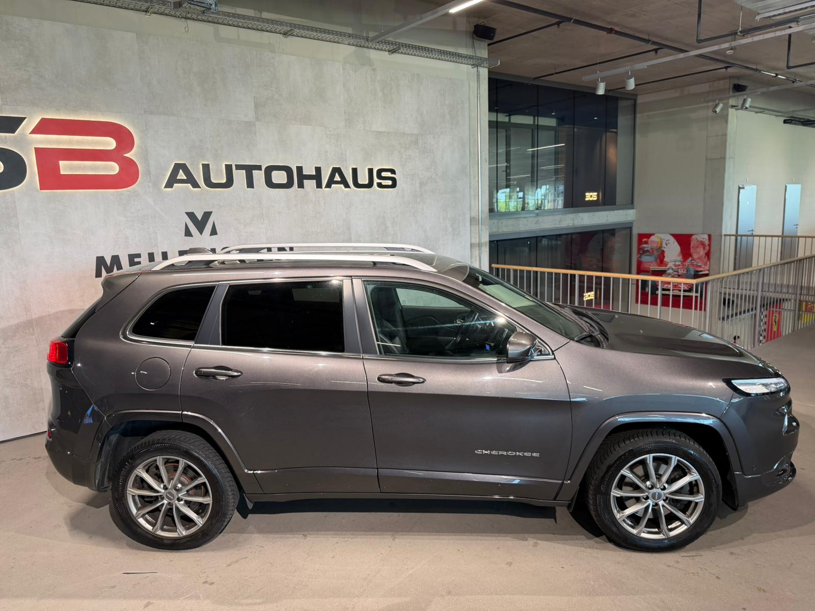 JEEP Cherokee 2.2TD Overland AWD 9ATX-image-6