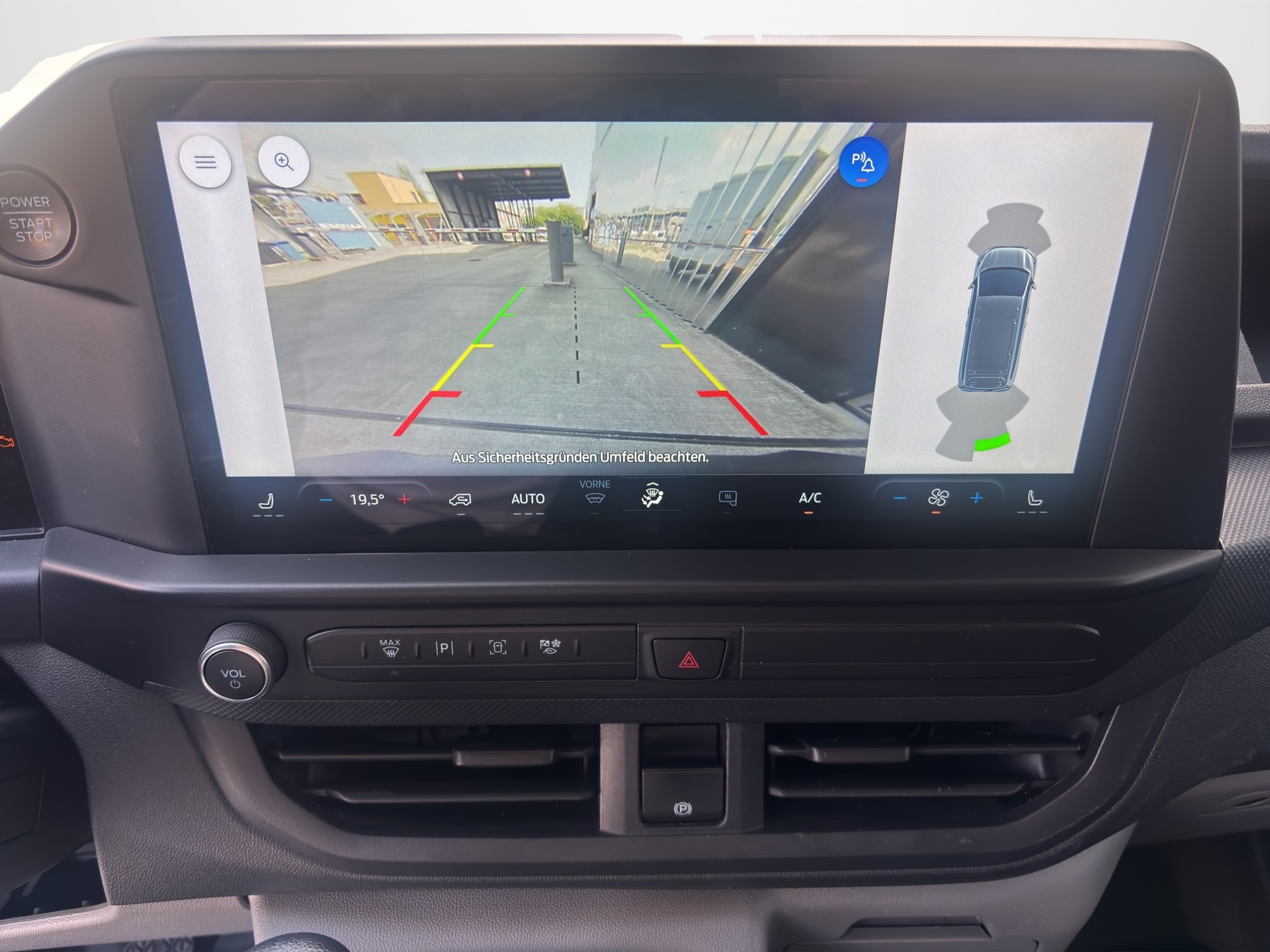 FORD Transit C Van 320 L1 2.0 EcoBlue 136 Trend-image-10