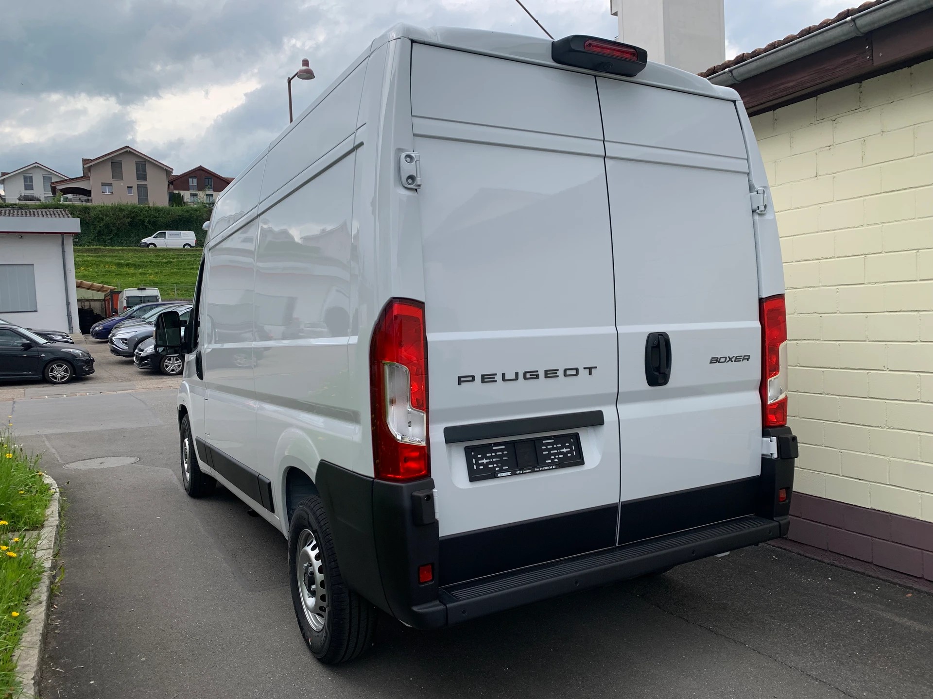 PEUGEOT BOXER 2.2HDi 335 L2H2 EAT8-showroom-element-3