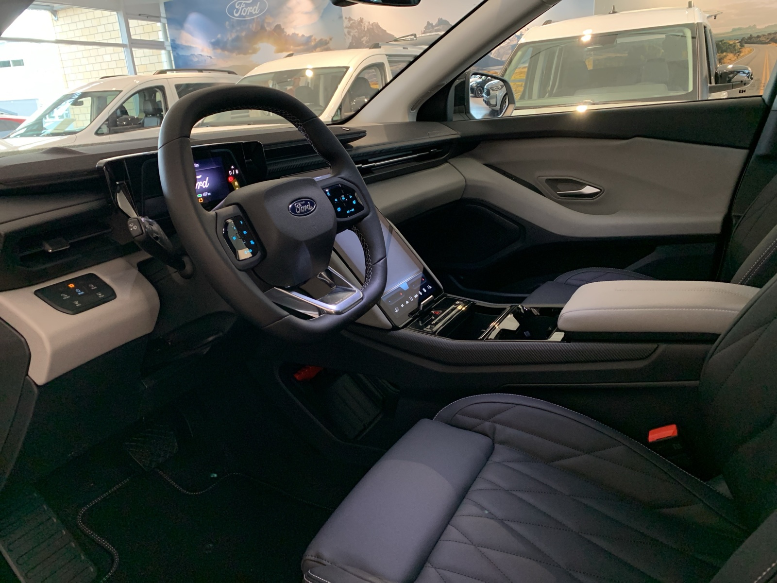FORD Explorer Extended Range Premium-image-4