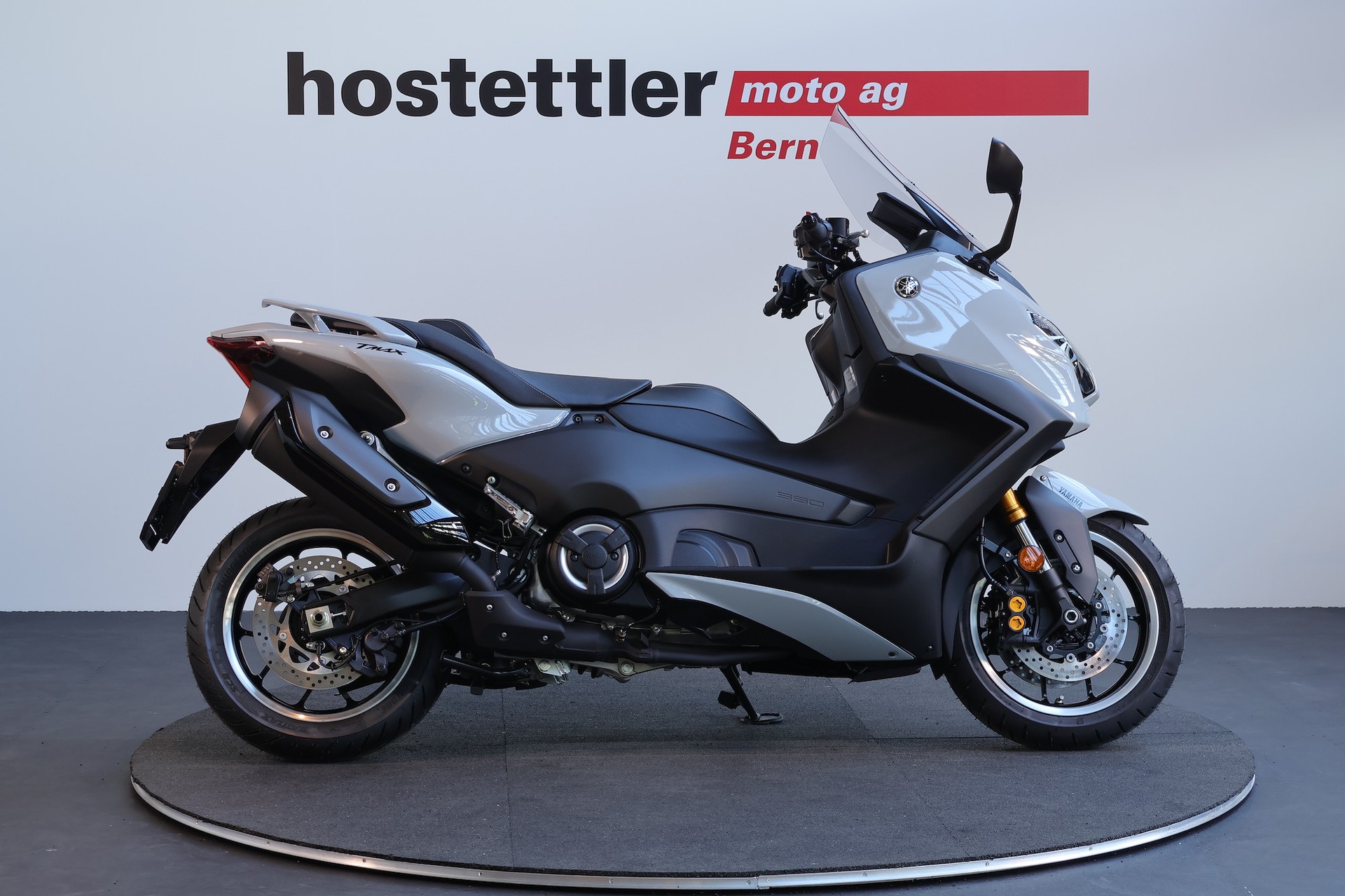 YAMAHA TMAX Tech MAX-showroom-element-1