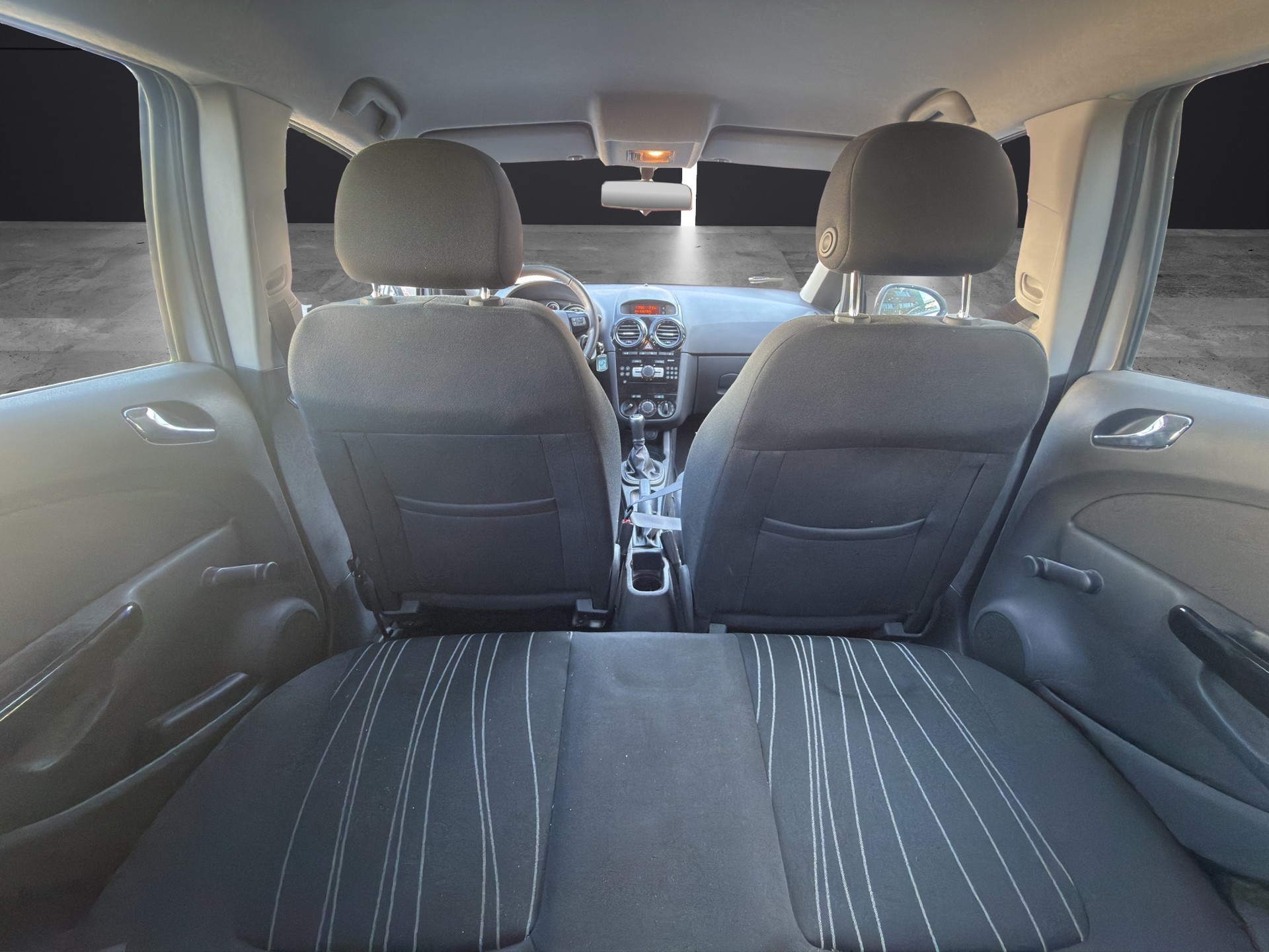 OPEL Corsa 1.4 TP Anniversary-image-9