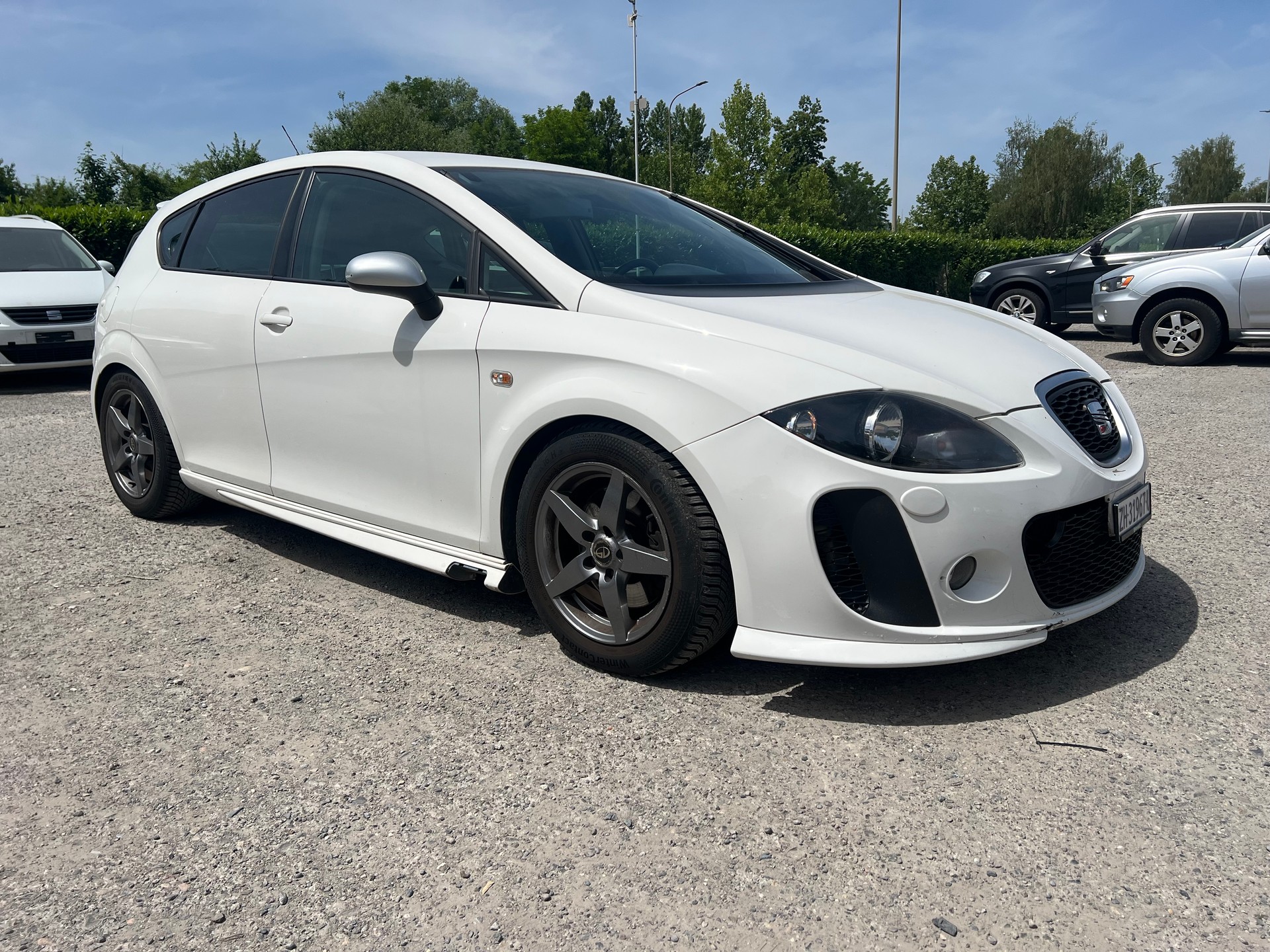 SEAT Leon 2.0 TSI FR-image-1