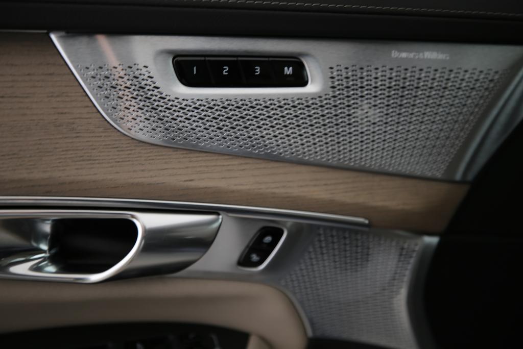 VOLVO XC90 2.0 T8 TE Ultra Dark eAWD-image-11