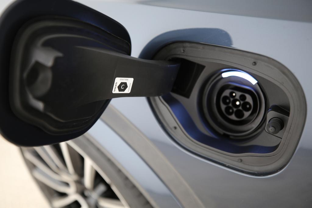 VOLVO XC90 2.0 T8 TE Ultra Dark eAWD-image-16