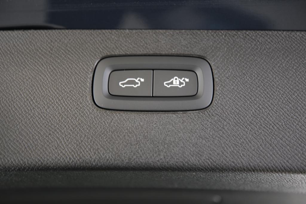 VOLVO XC90 2.0 T8 TE Ultra Dark eAWD-image-15