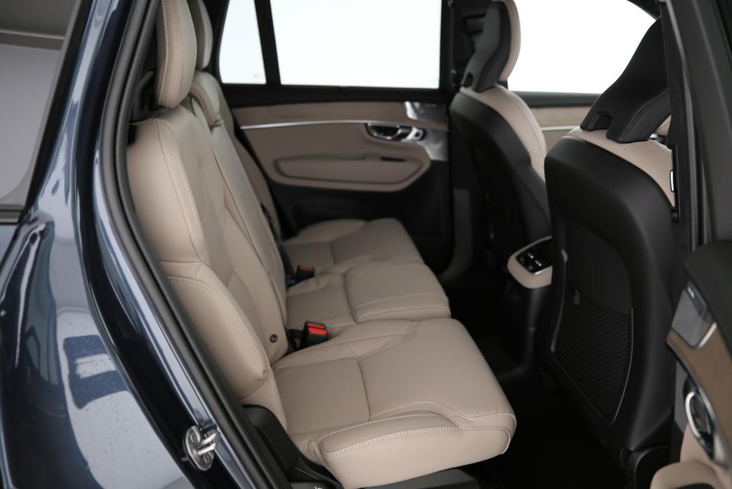 VOLVO XC90 2.0 T8 TE Ultra Dark eAWD-image-7