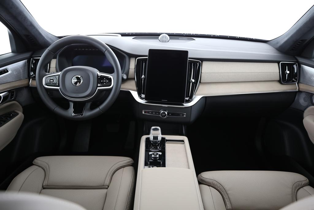 VOLVO XC90 2.0 T8 TE Ultra Dark eAWD-image-10