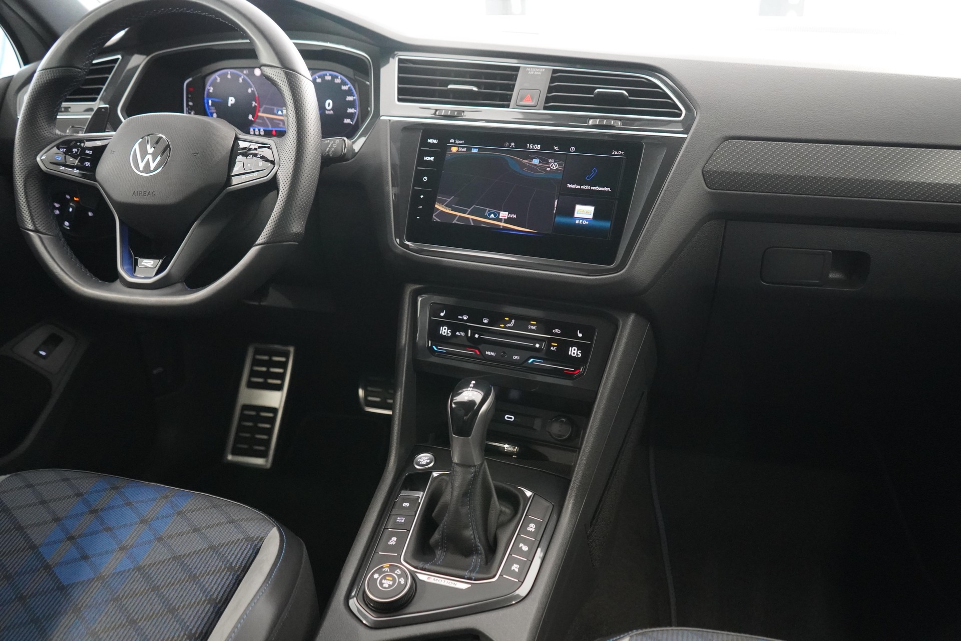 VW Tiguan 2.0 TSI R DSG-image-9