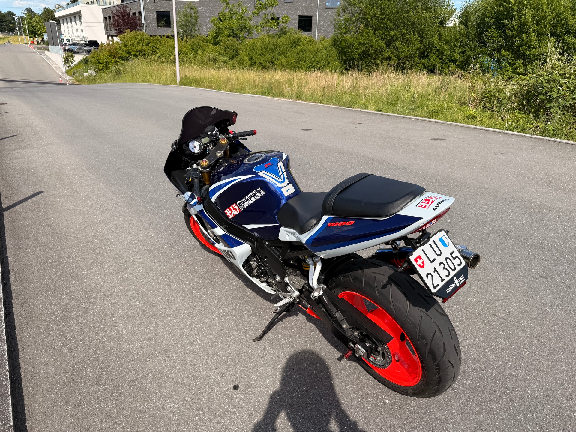 SUZUKI GSX-R 1000 Z I.E. Special Edition-image-12