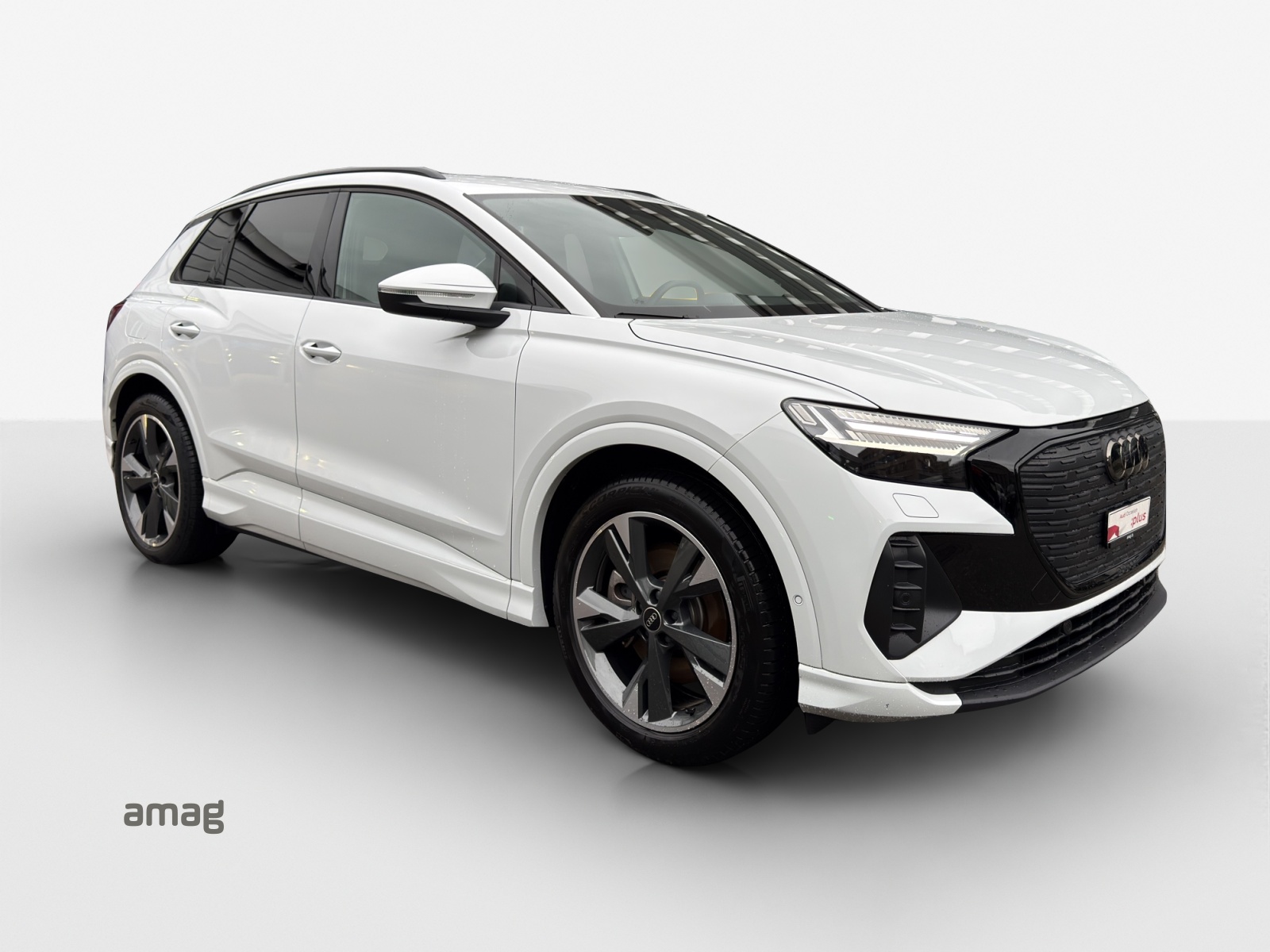 AUDI Q4 e-tron 50 quattro-image-5