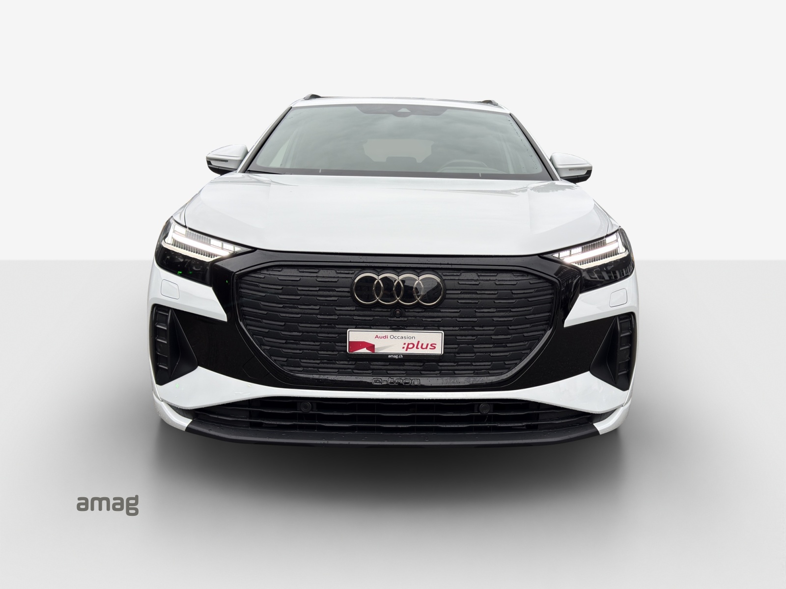 AUDI Q4 e-tron 50 quattro-image-6