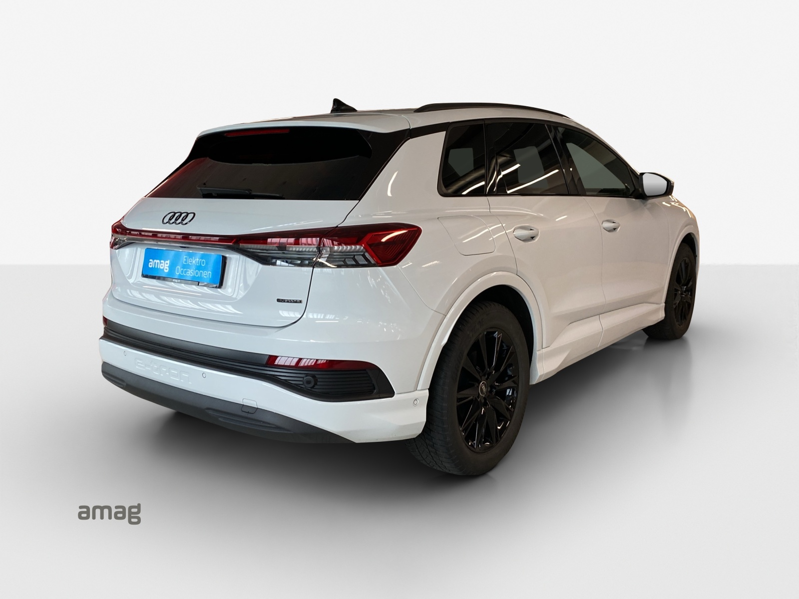AUDI Q4 e-tron 50 quattro-image-5