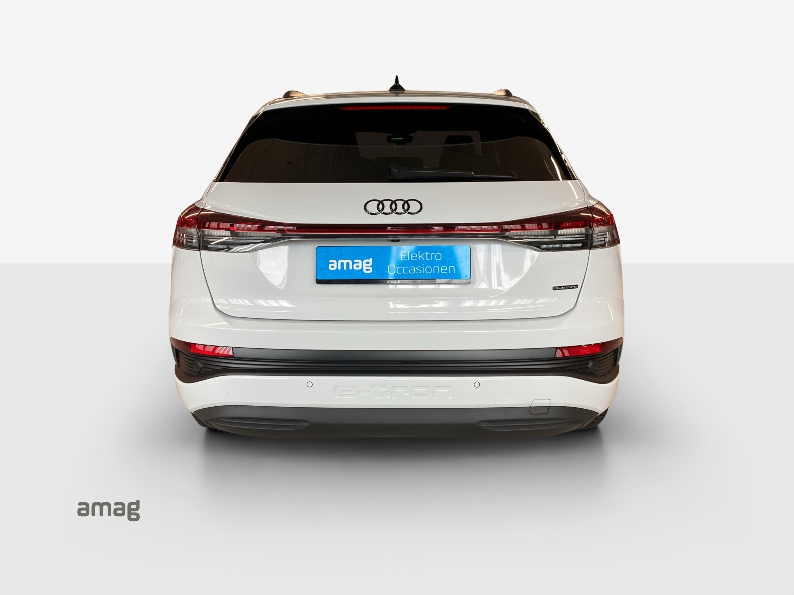 AUDI Q4 e-tron 50 quattro-image-4