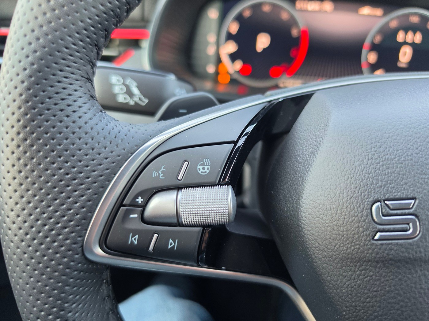 SKODA Scala 1.0 TSI Dynamic DSG-image-15