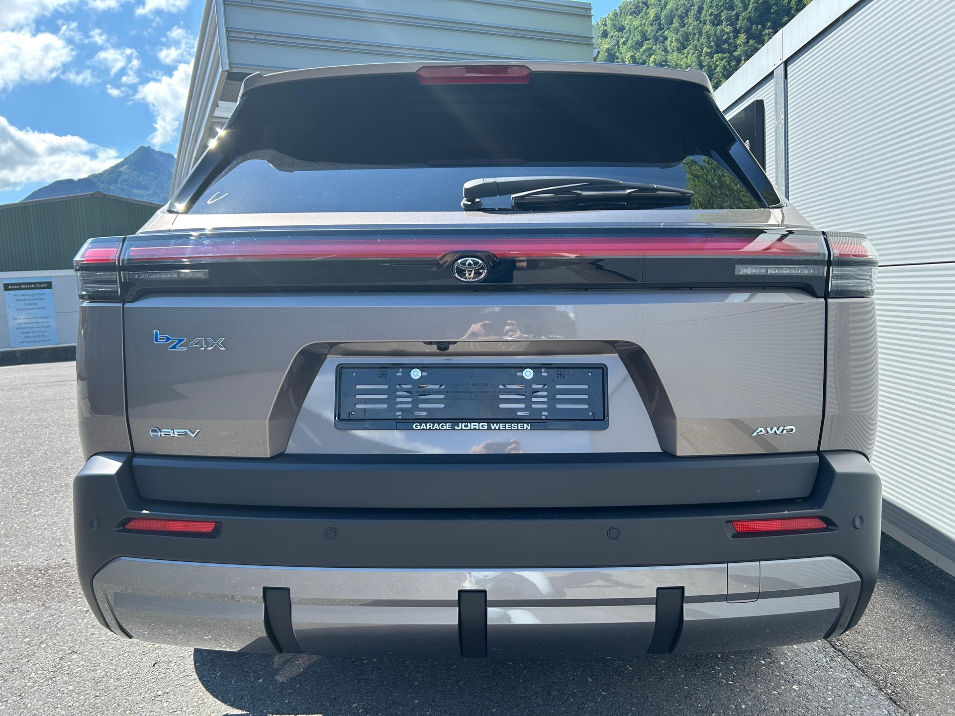 TOYOTA bZ4X Touring Premium AWD-image-4