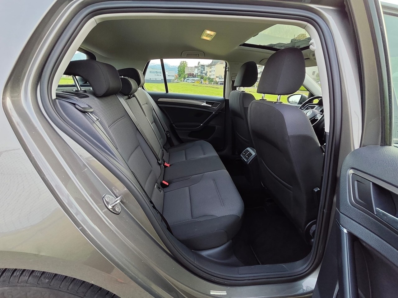 VW Golf 1.2 TSI Comfortline-image-23