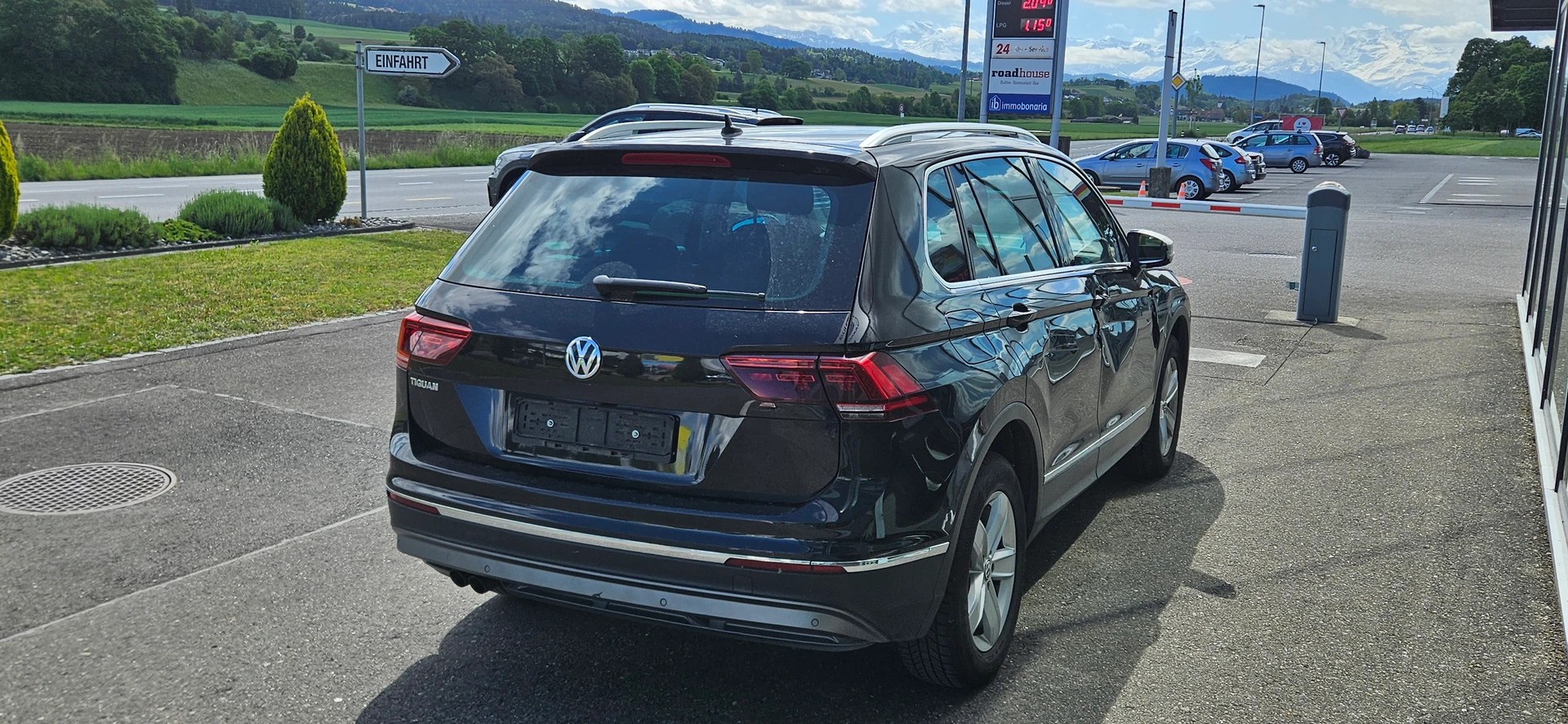 VW Tiguan 2.0 TDI SCR Highline 4Motion DSG-image-5