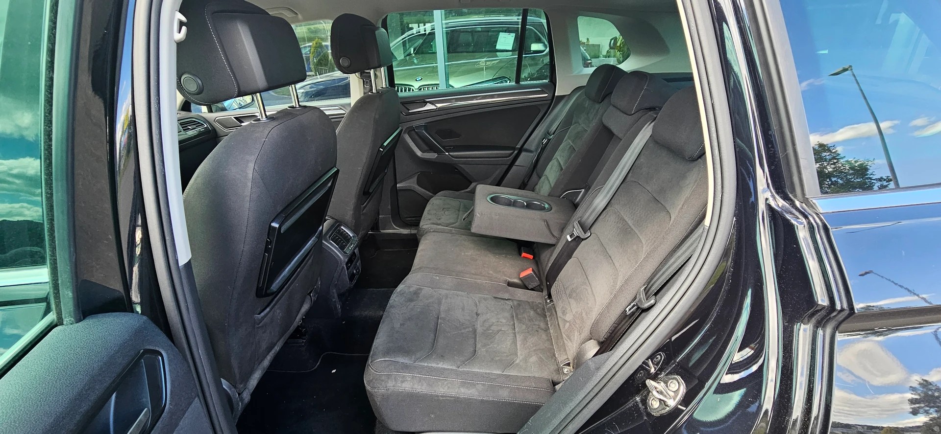 VW Tiguan 2.0 TDI SCR Highline 4Motion DSG-image-10