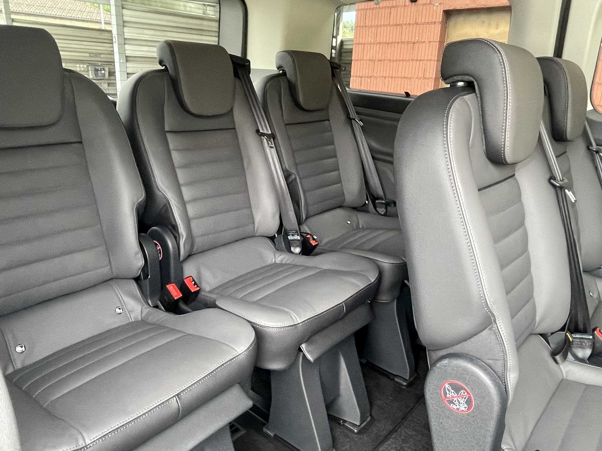 FORD Tourneo Custom Bus 310 L1 2.0 TDCi 170PS Titanium-image-16