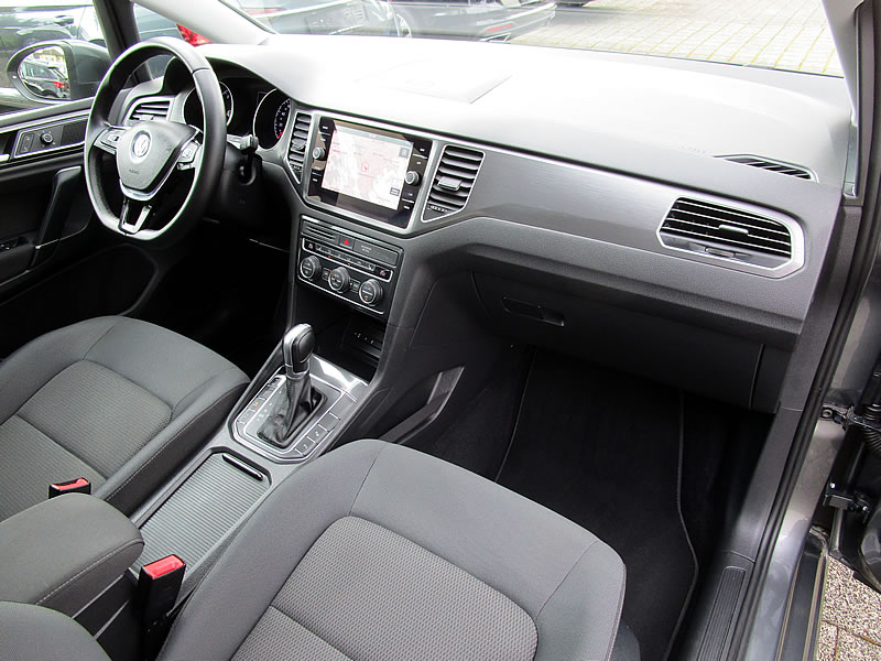 VW Golf Sportsvan 1.5 TSI EVO Comfortline DSG-image-12