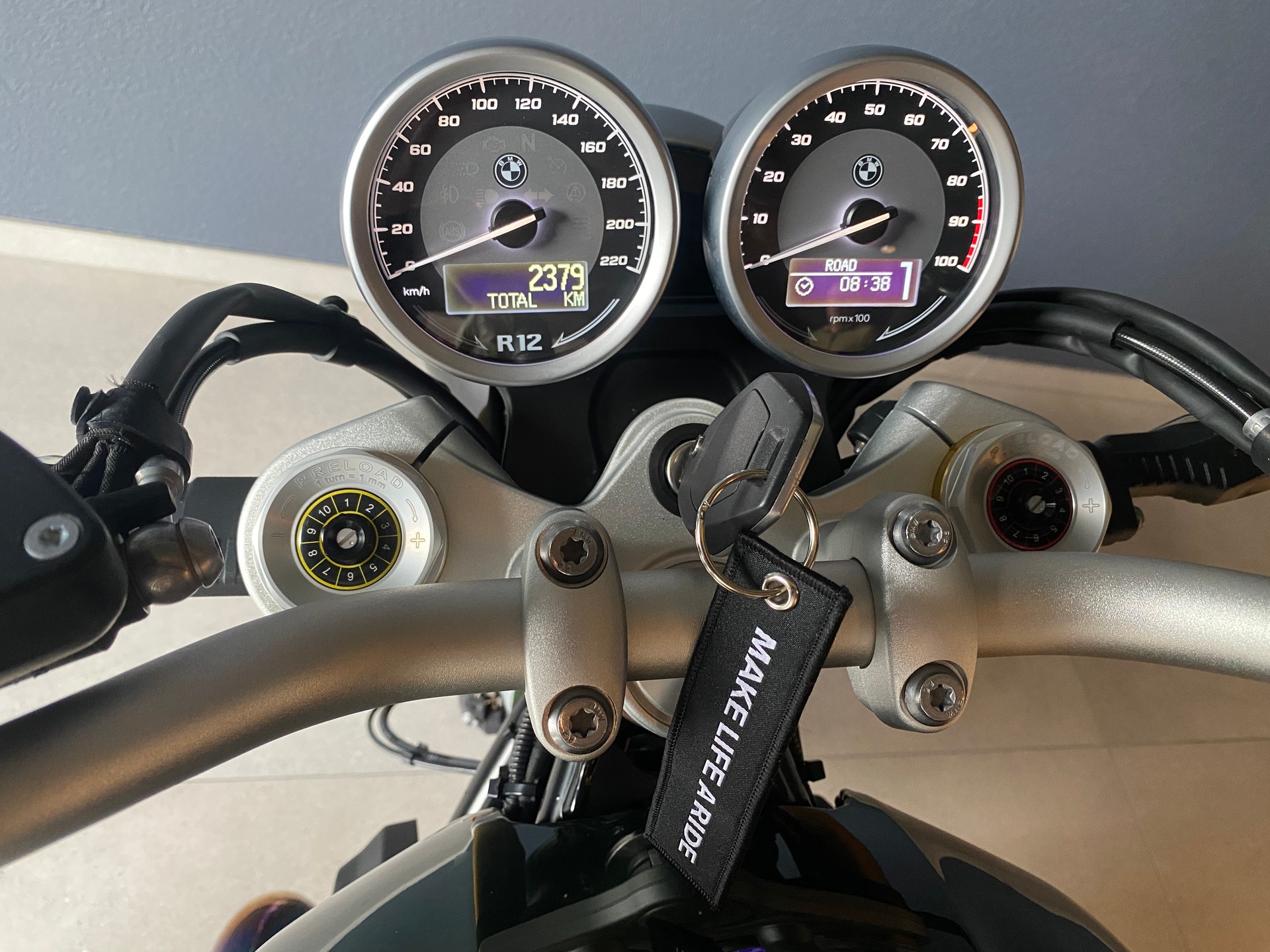 BMW R 12 nine T-image-5