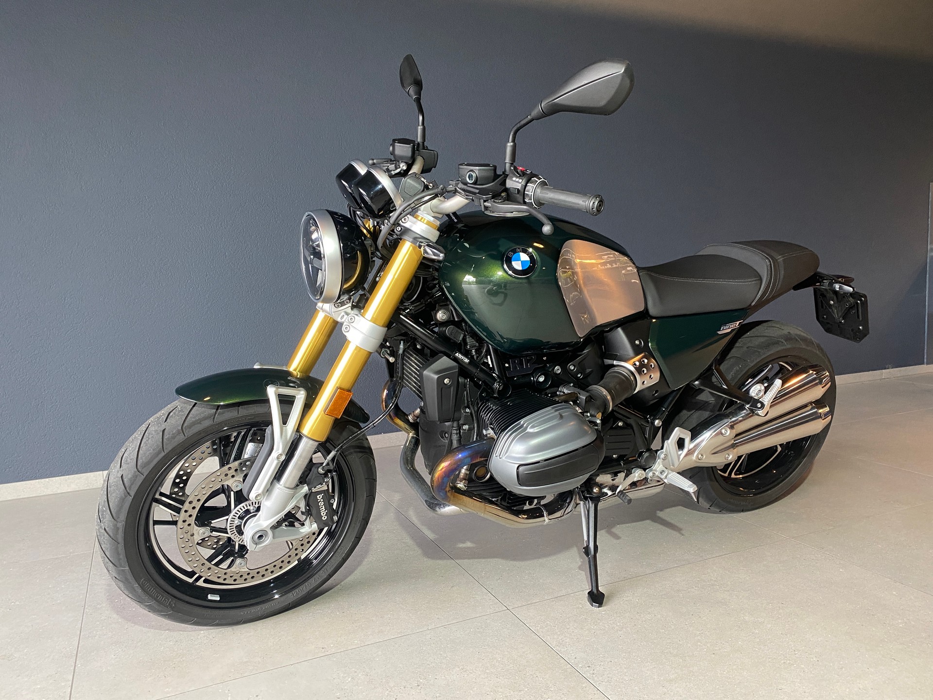 BMW R 12 nine T-showroom-element-1