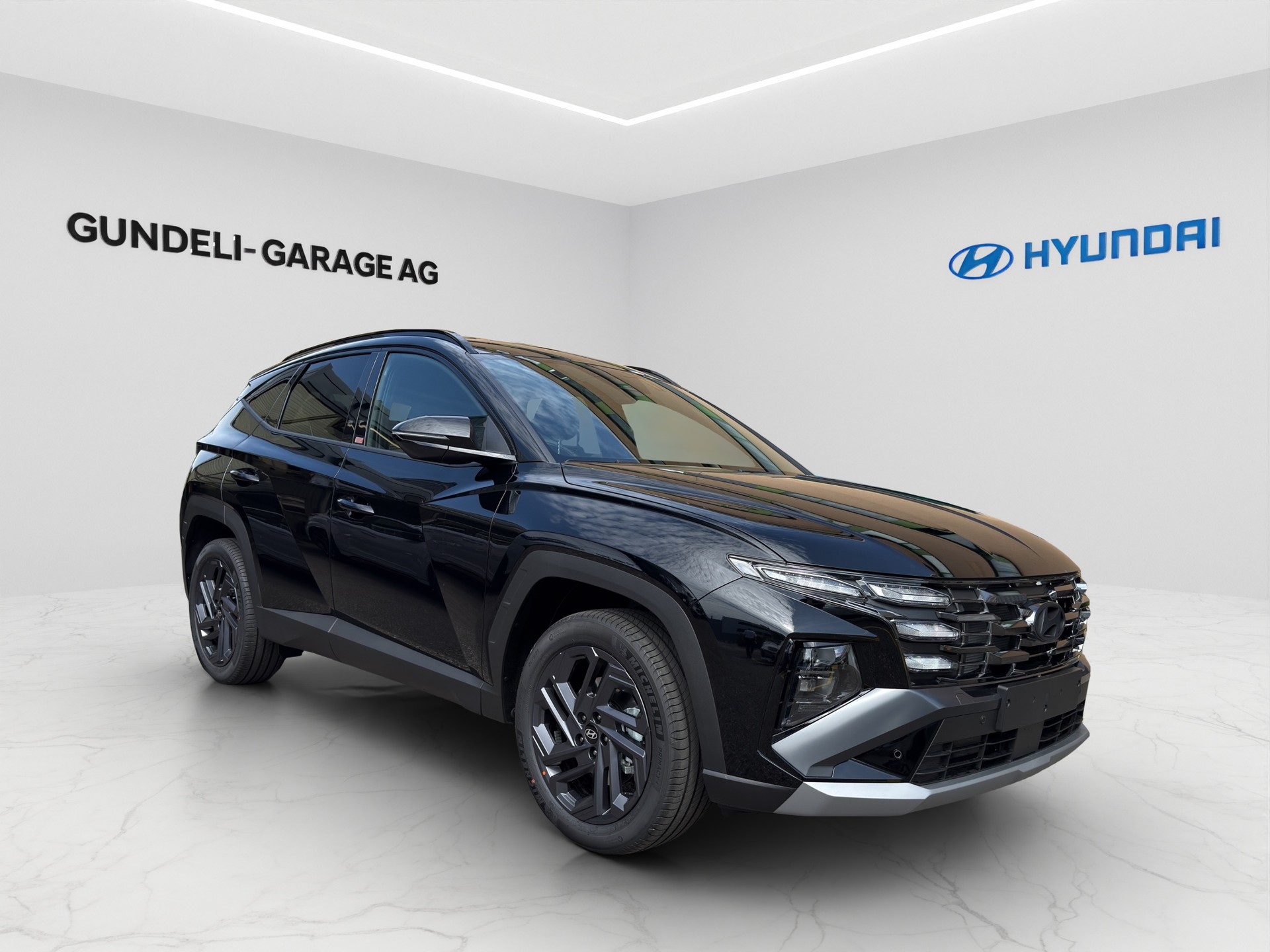 HYUNDAI Tucson 1.6 TGDI HEV Origo Black Line 4WD-image-4