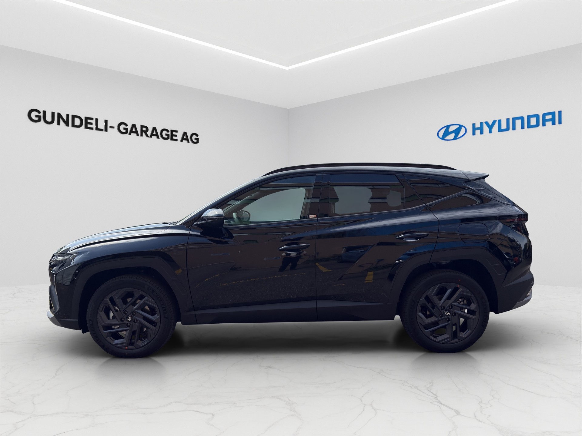 HYUNDAI Tucson 1.6 TGDI HEV Origo Black Line 4WD-image-6