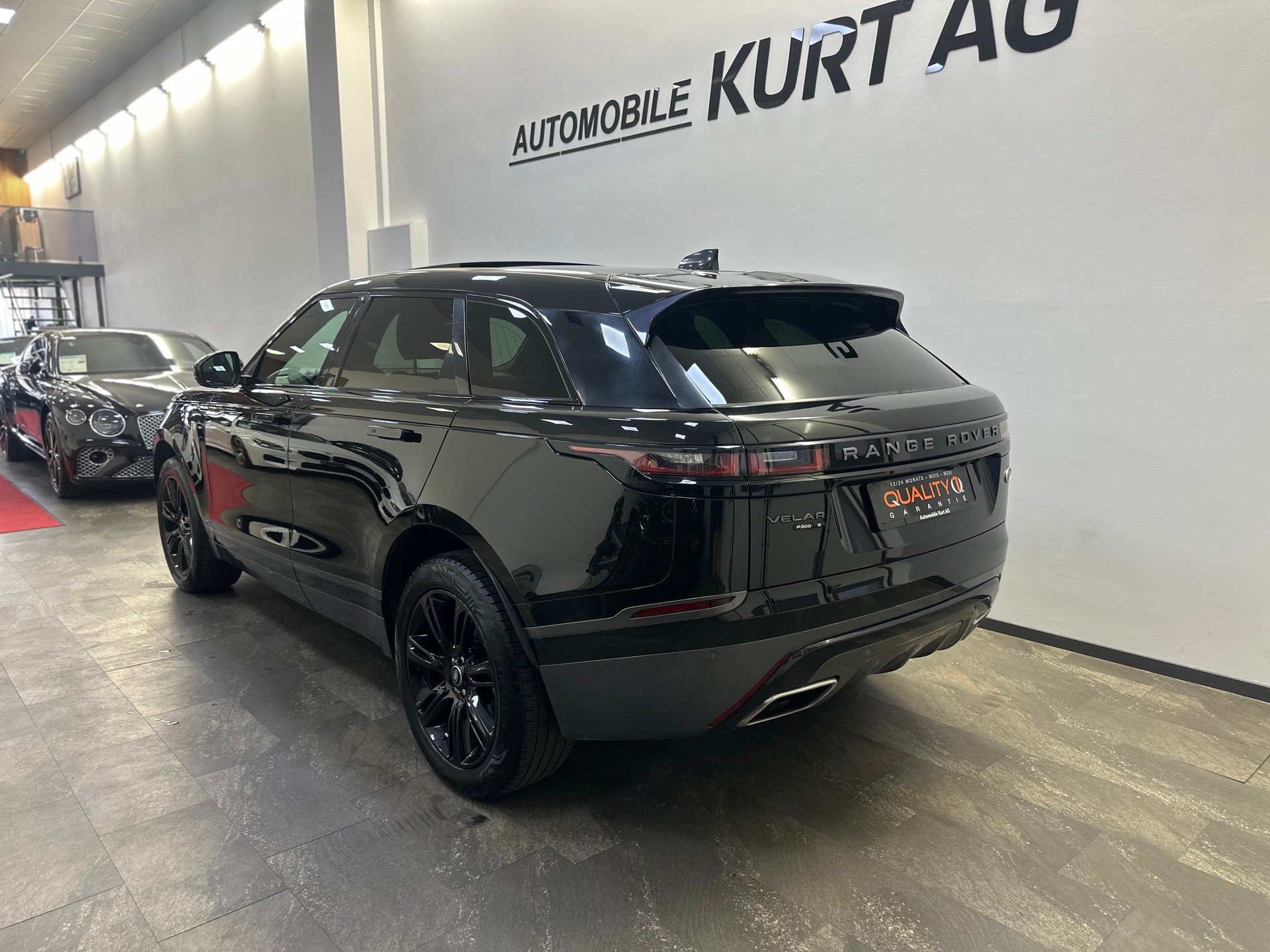 LAND ROVER Range Rover Velar P 300 SE Automatic-image-3